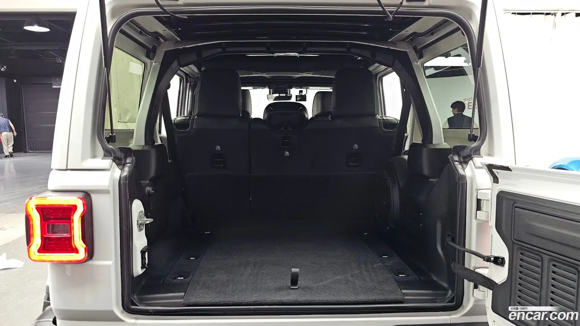 Wrangler Jeep 2024.0-OPTION-024