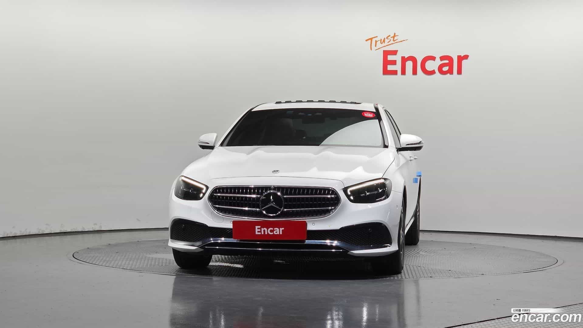 E-Class Mercedes-Benz 2023.9-OUTER-003