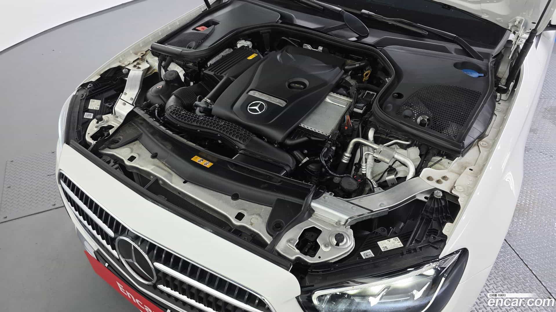 E-Class Mercedes-Benz 2023.9-OUTER-006