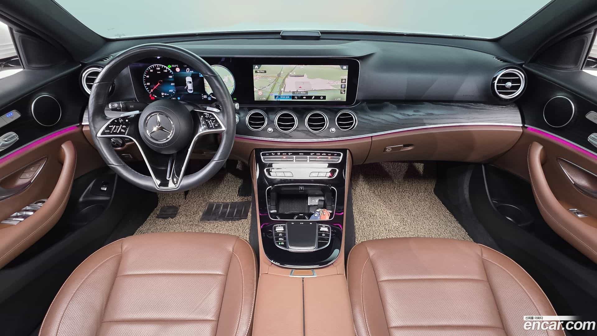 E-Class Mercedes-Benz 2023.9-INNER-007