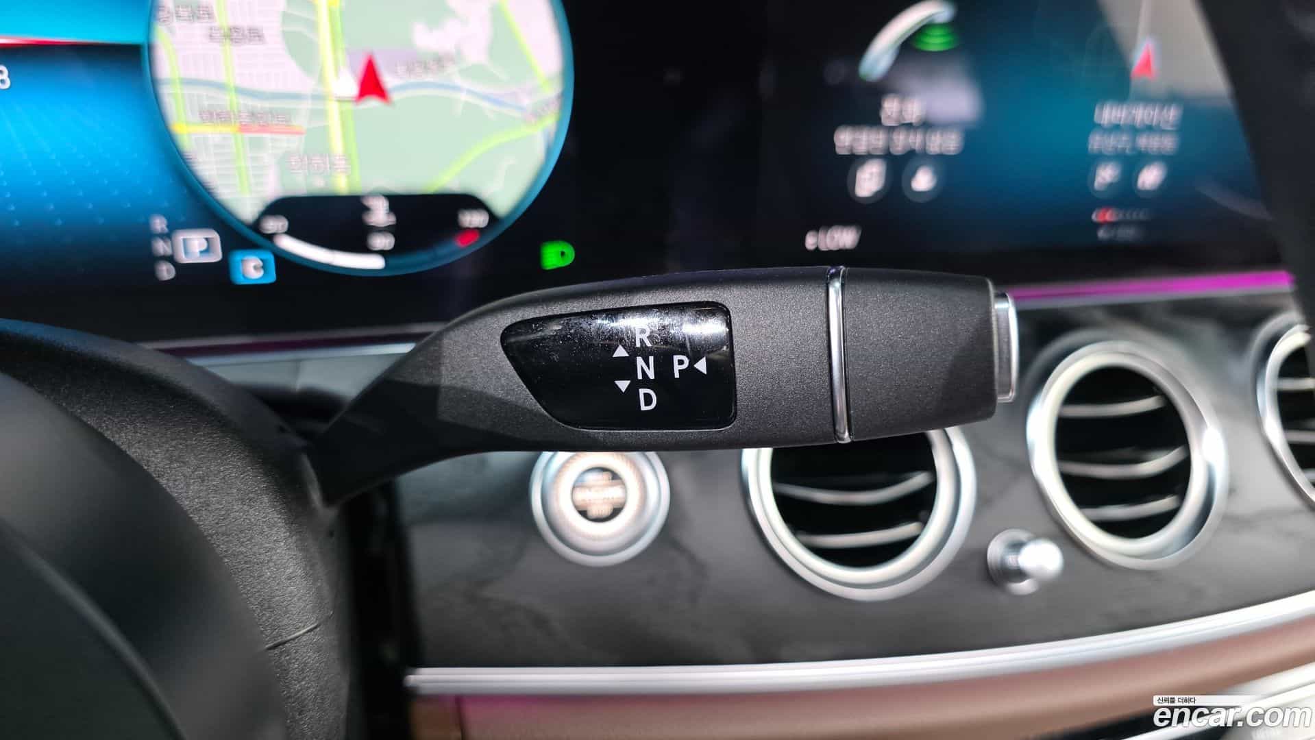 E-Class Mercedes-Benz 2023.9-INNER-009