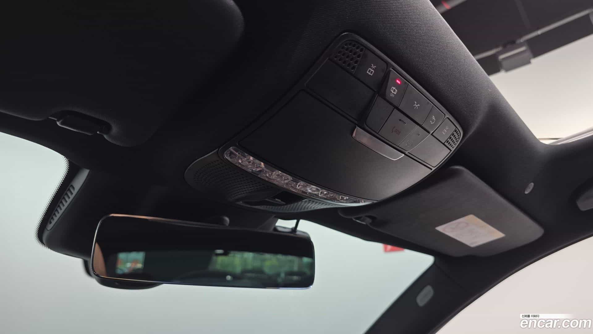E-Class Mercedes-Benz 2023.9-OPTION-022