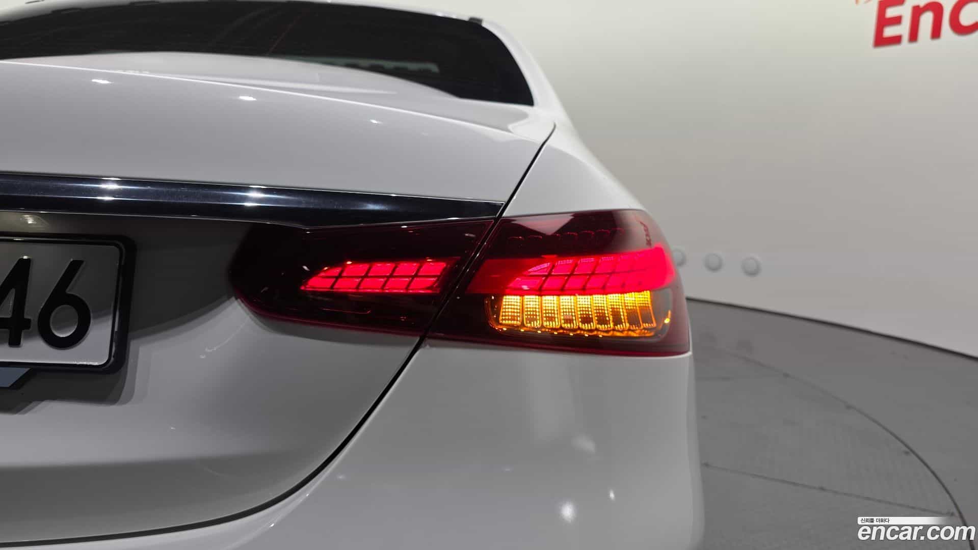 E-Class Mercedes-Benz 2023.9-OUTER-033