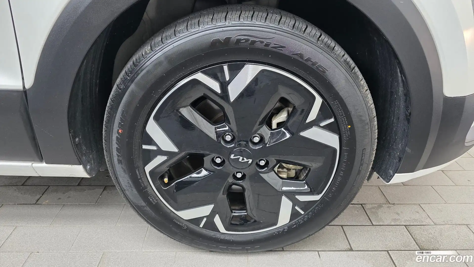 Niro Kia 2023.1-OUTER-031