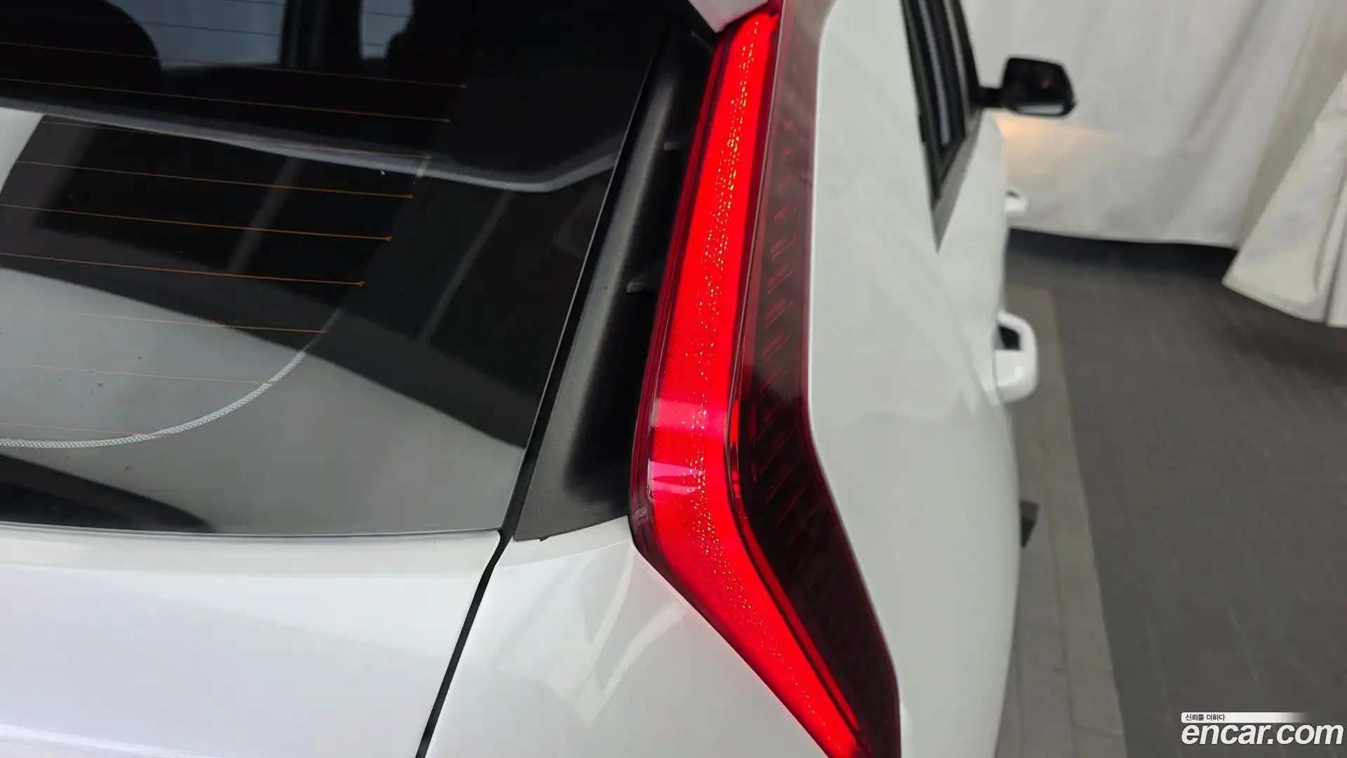 Niro Kia 2023.1-OUTER-033