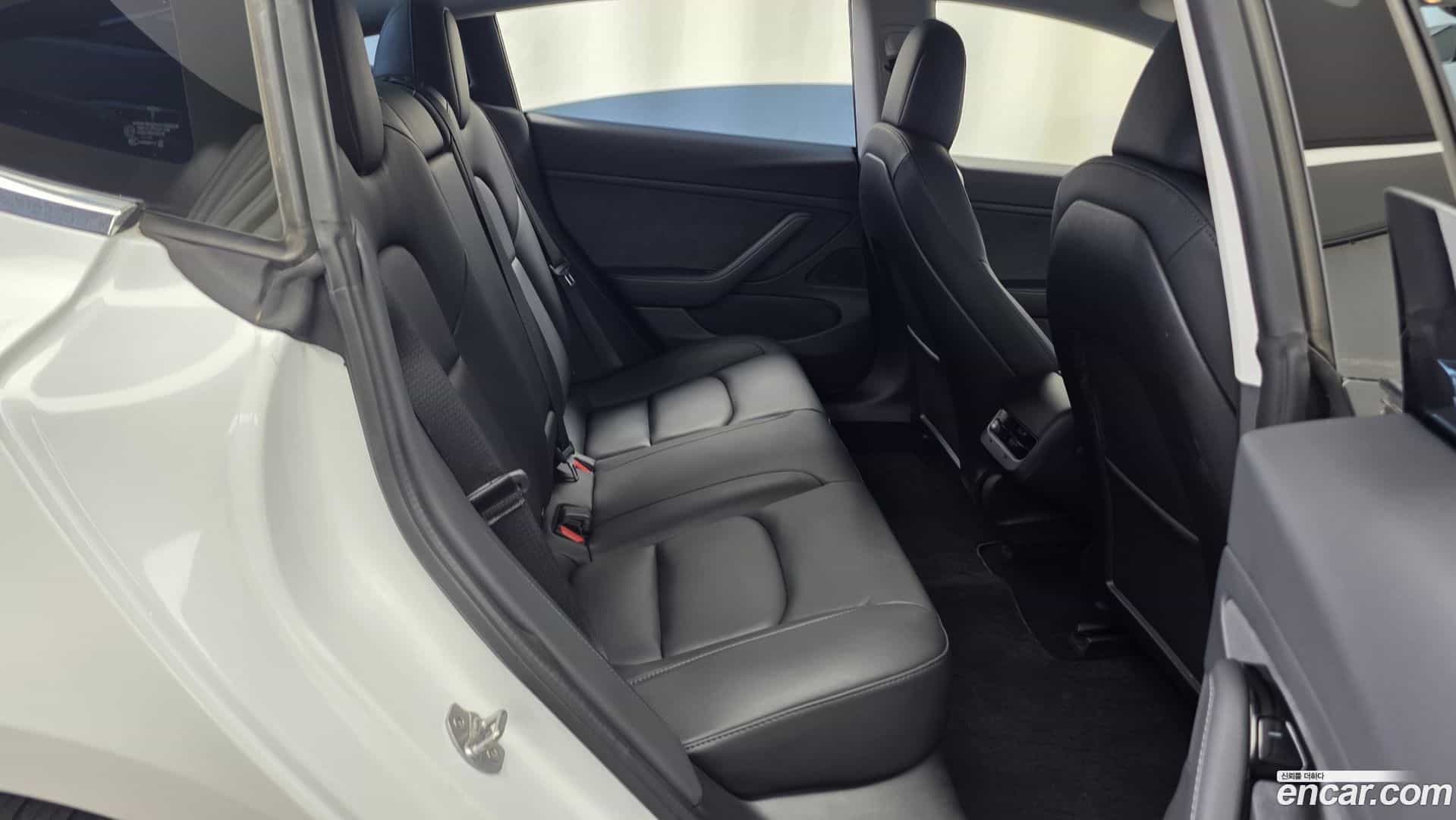 Model 3 Tesla 2020.5-OPTION-016