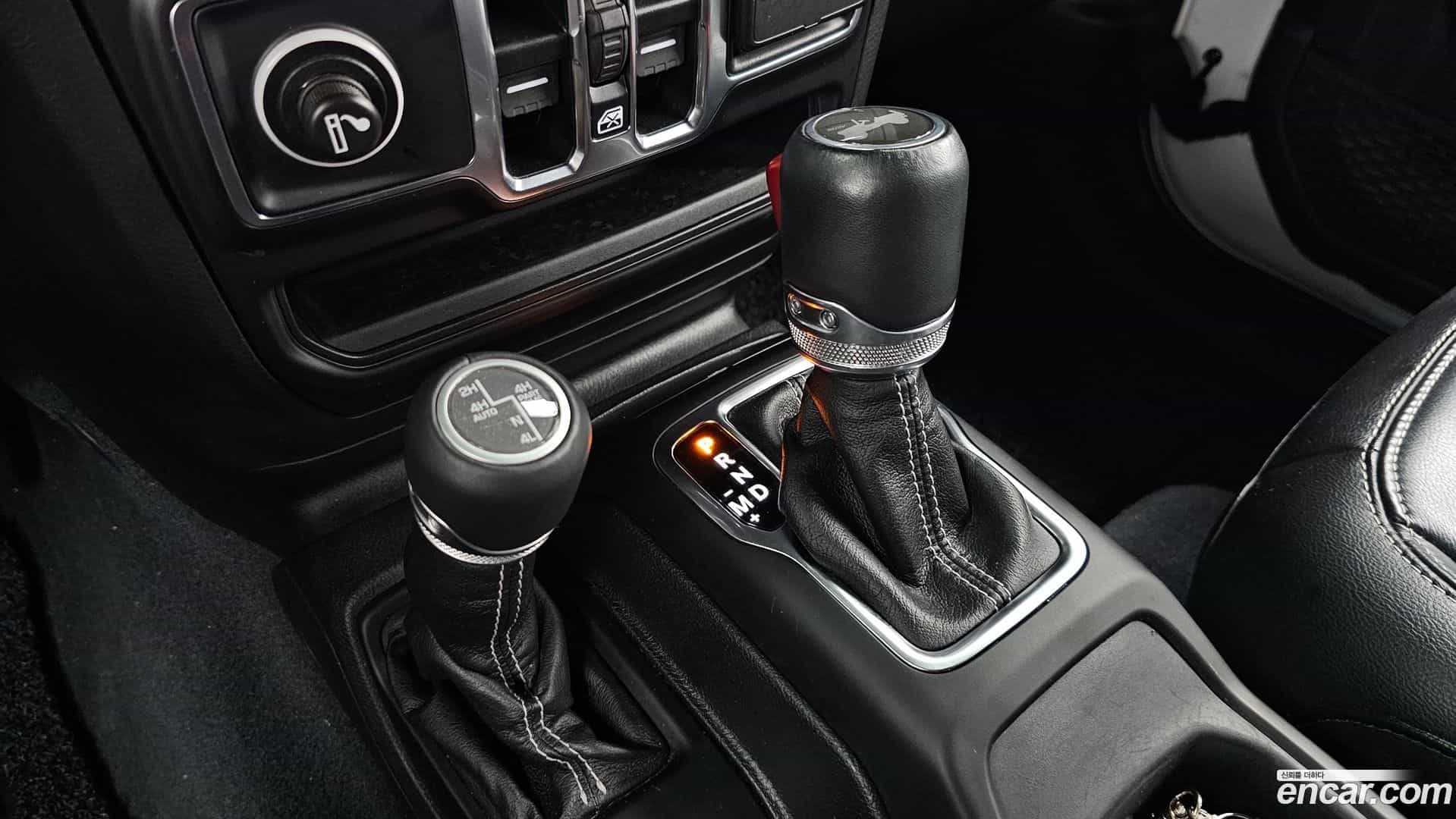 Wrangler Jeep 2022.2-INNER-009