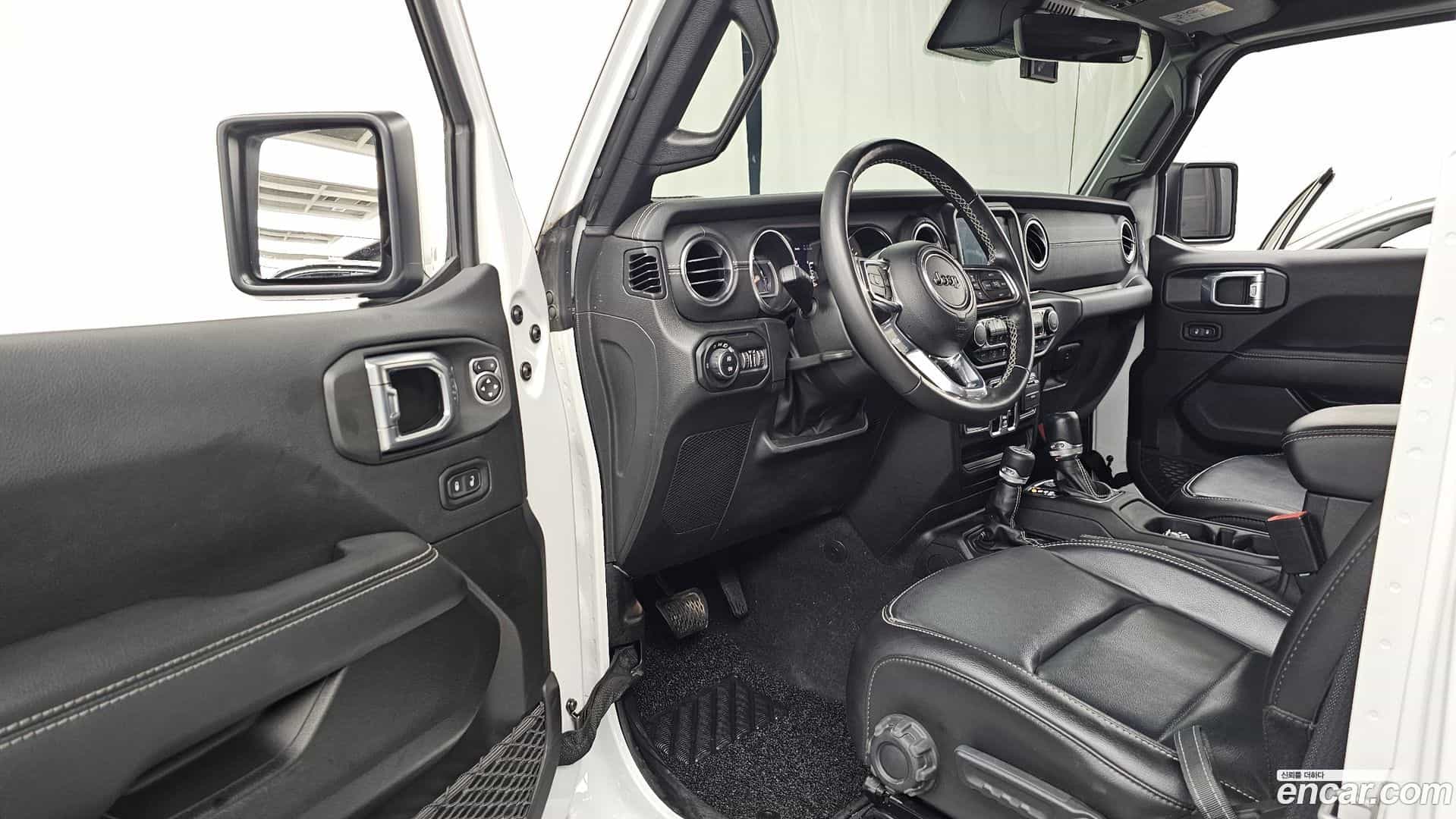 Wrangler Jeep 2022.2-INNER-010