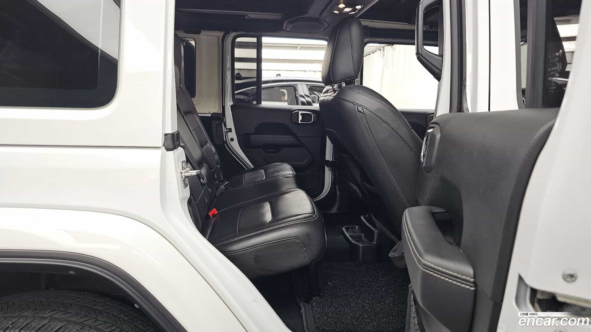 Wrangler Jeep 2022.2-OPTION-016
