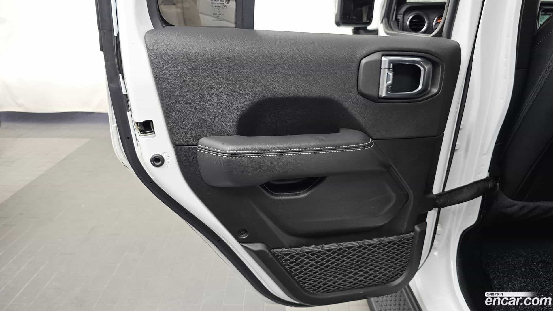 Wrangler Jeep 2022.2-INNER-035