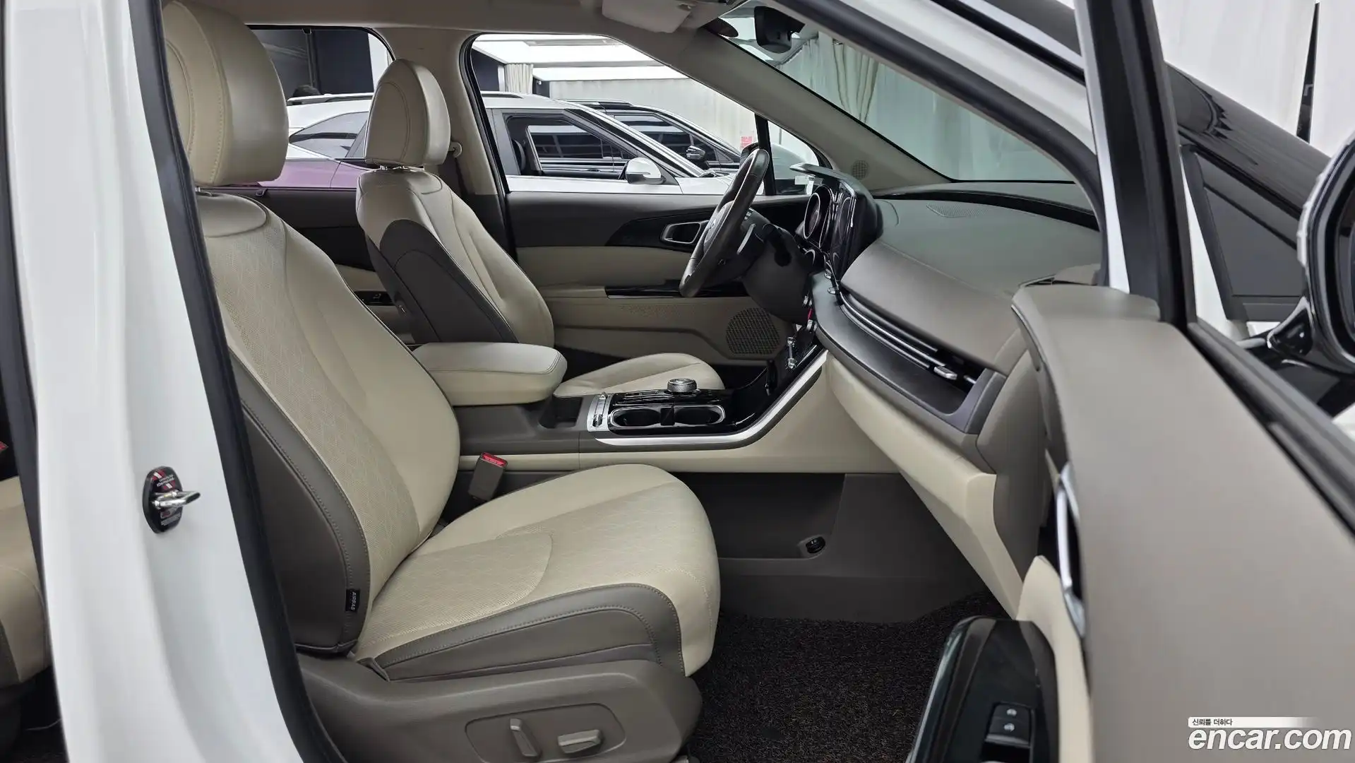 Canival Kia 2020.8-OPTION-015