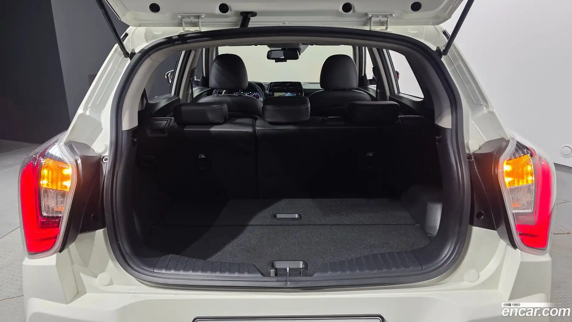 TIBOLI KG Mobility 2020.0-OPTION-018