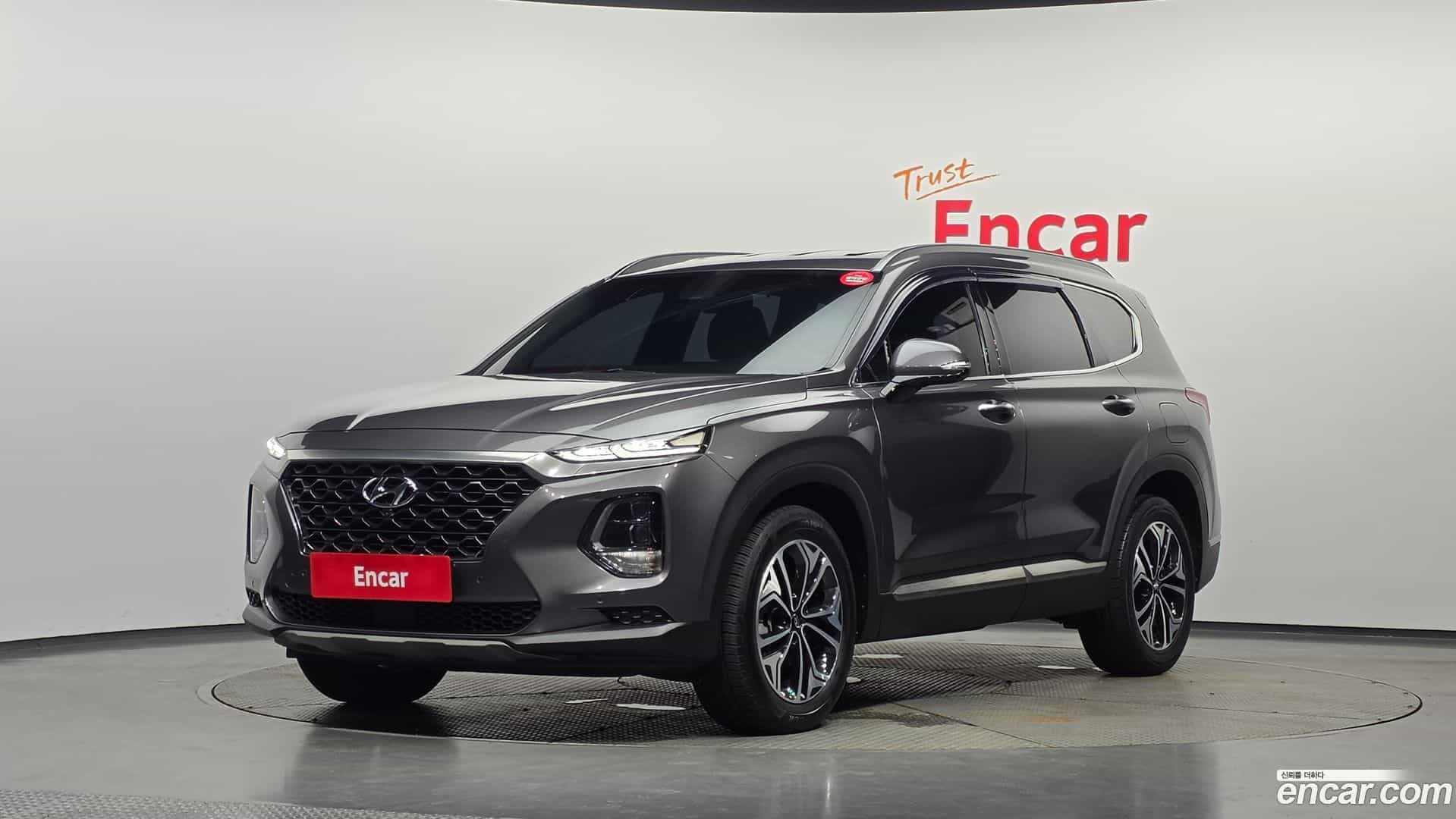 Santafe Hyundai 2019.2-OUTER-001