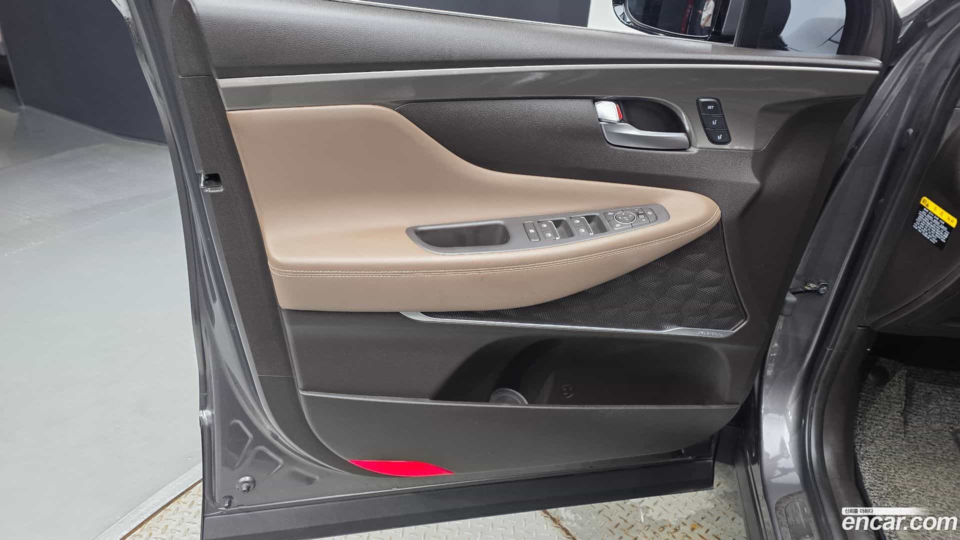 Santafe Hyundai 2019.2-INNER-034