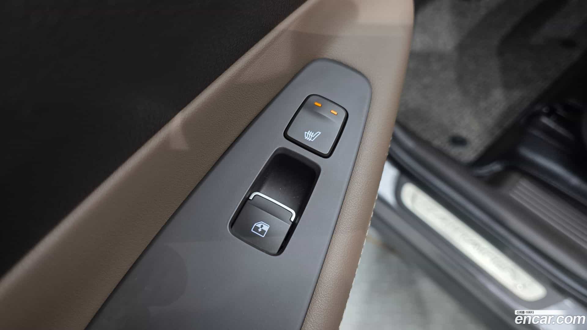 Santafe Hyundai 2019.2-OPTION-042