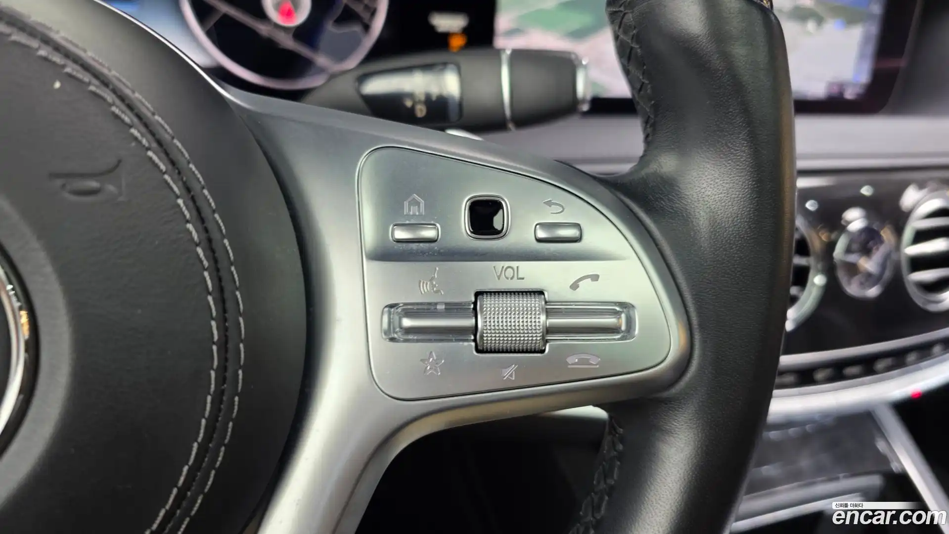 S-Class Mercedes-Benz 2018.2-OPTION-040