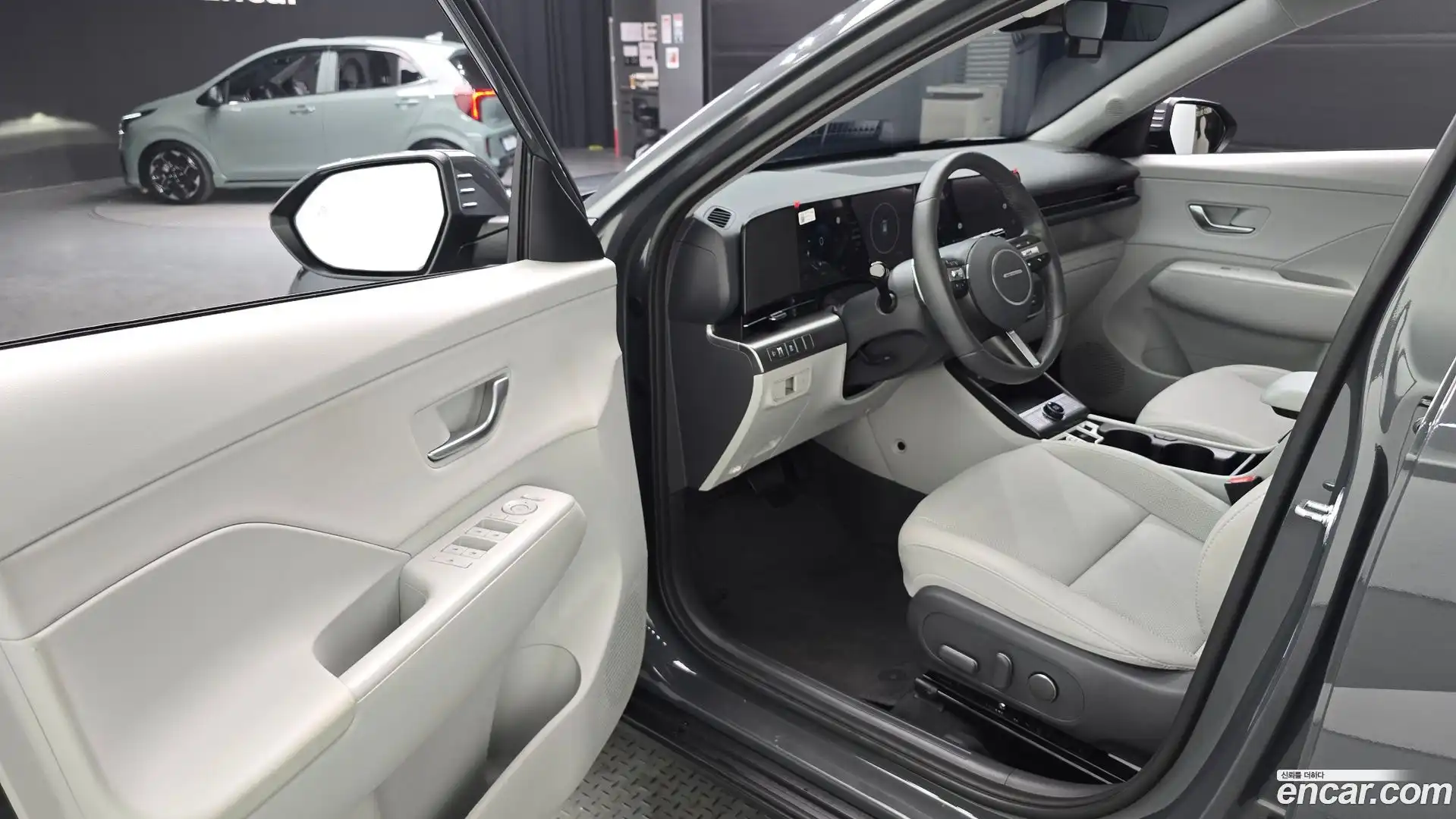 Kona Hyundai 2025.6-INNER-010