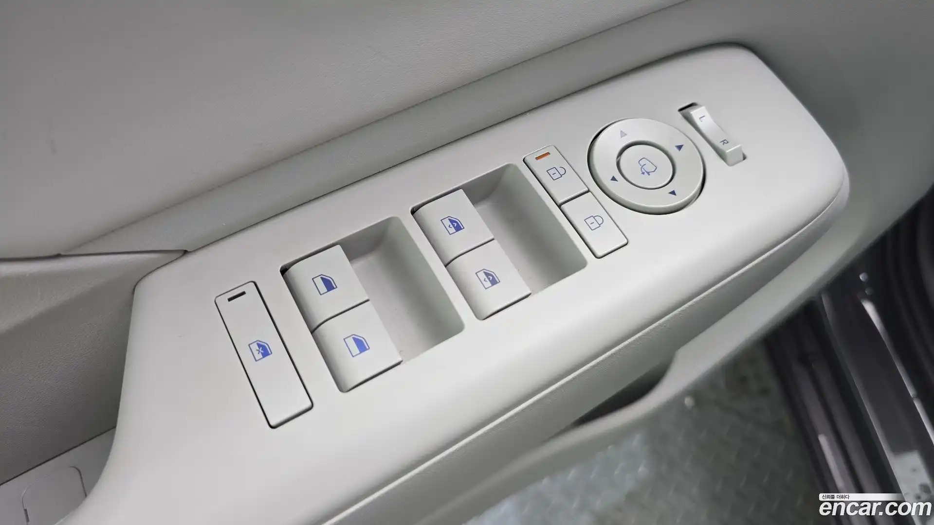 Kona Hyundai 2025.6-OPTION-041