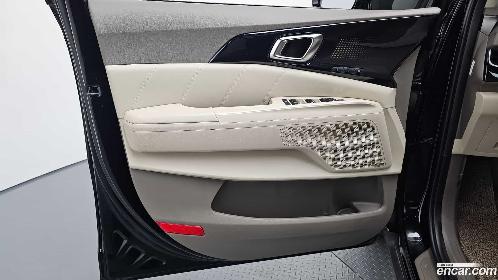 Canival Kia 2025.4-INNER-034