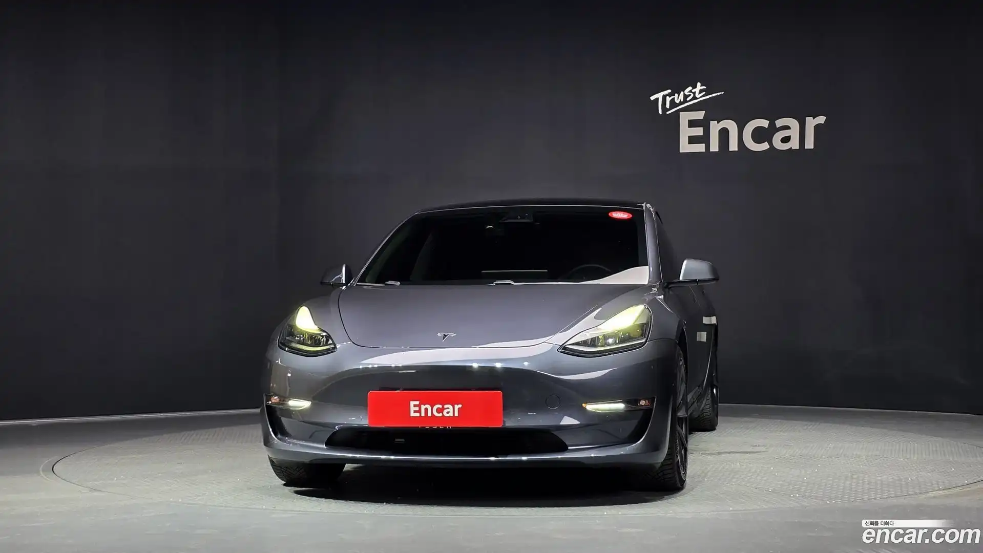 Model 3 Tesla 2021.2-OUTER-003