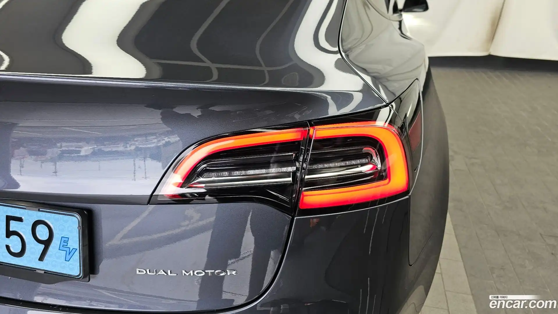 Model 3 Tesla 2021.2-OUTER-033