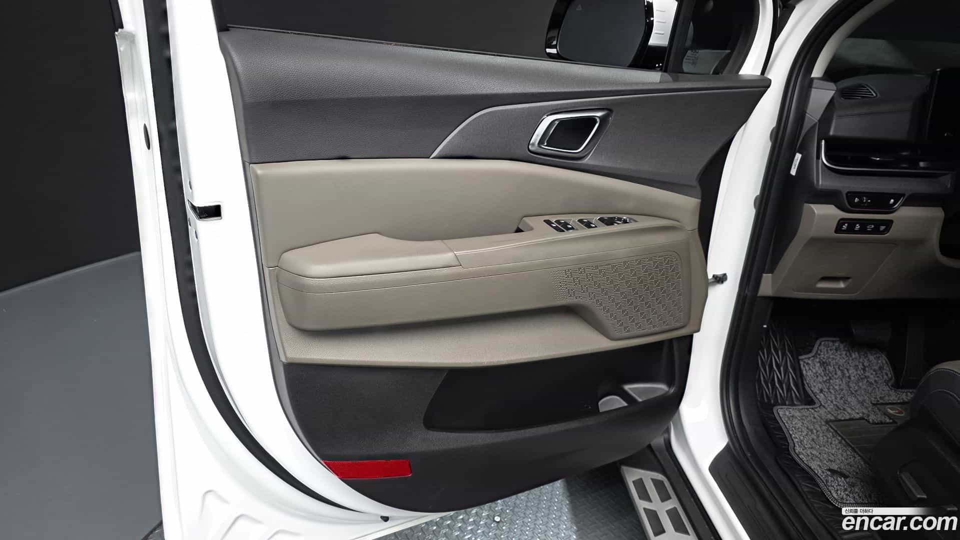 Canival Kia 2025.5-INNER-034