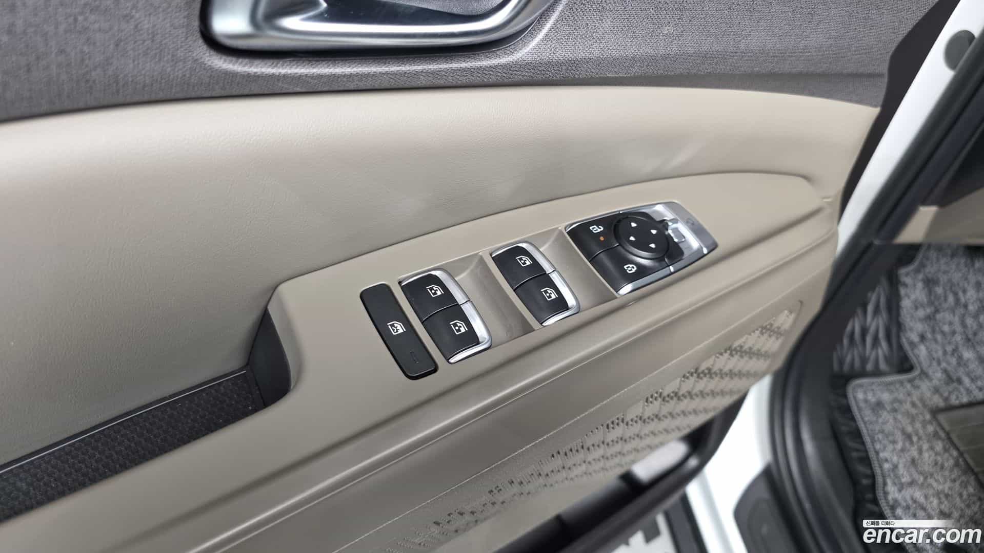 Canival Kia 2025.5-OPTION-044