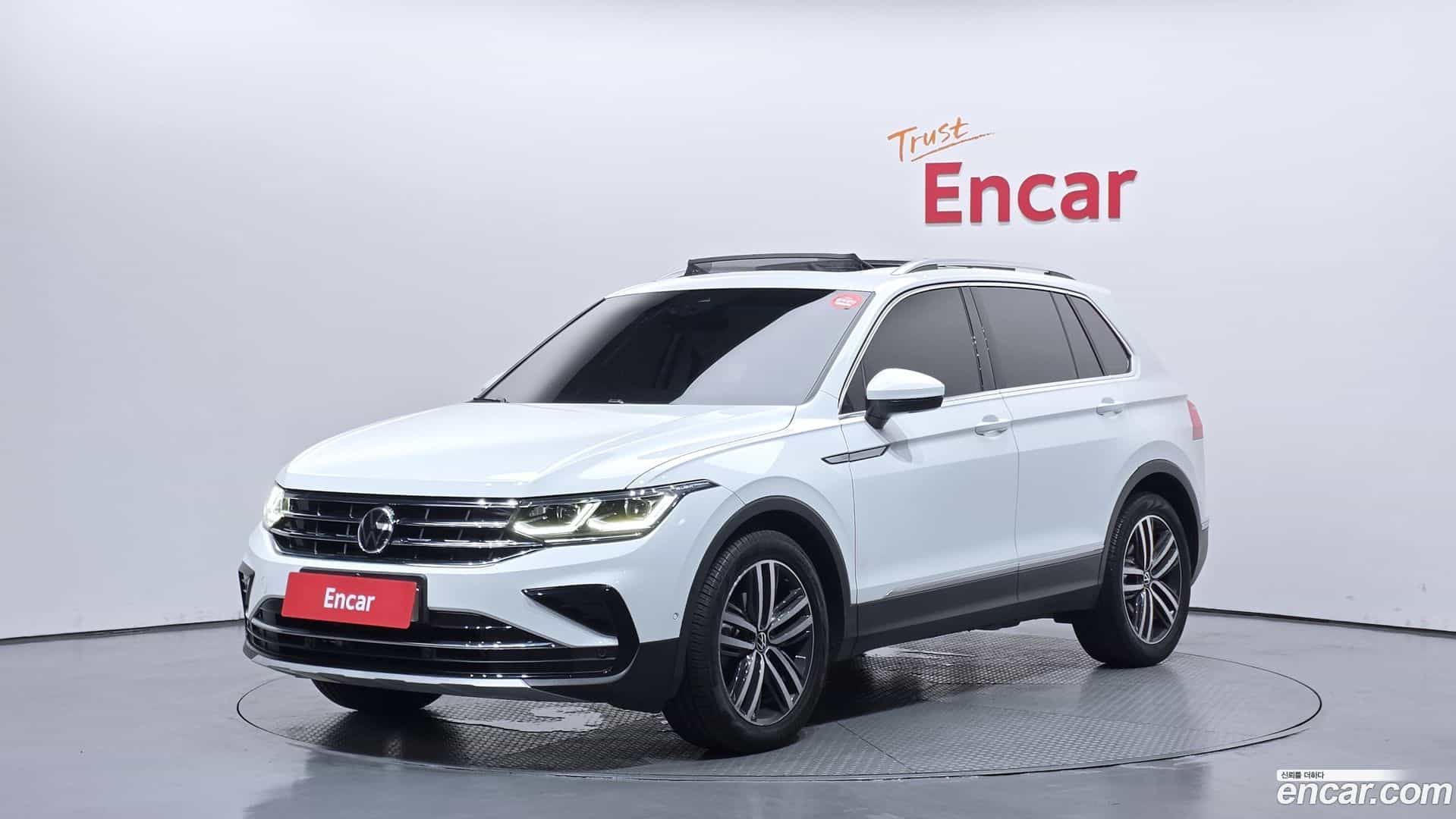 Tiguan Volkswagen 2021.7-OUTER-001