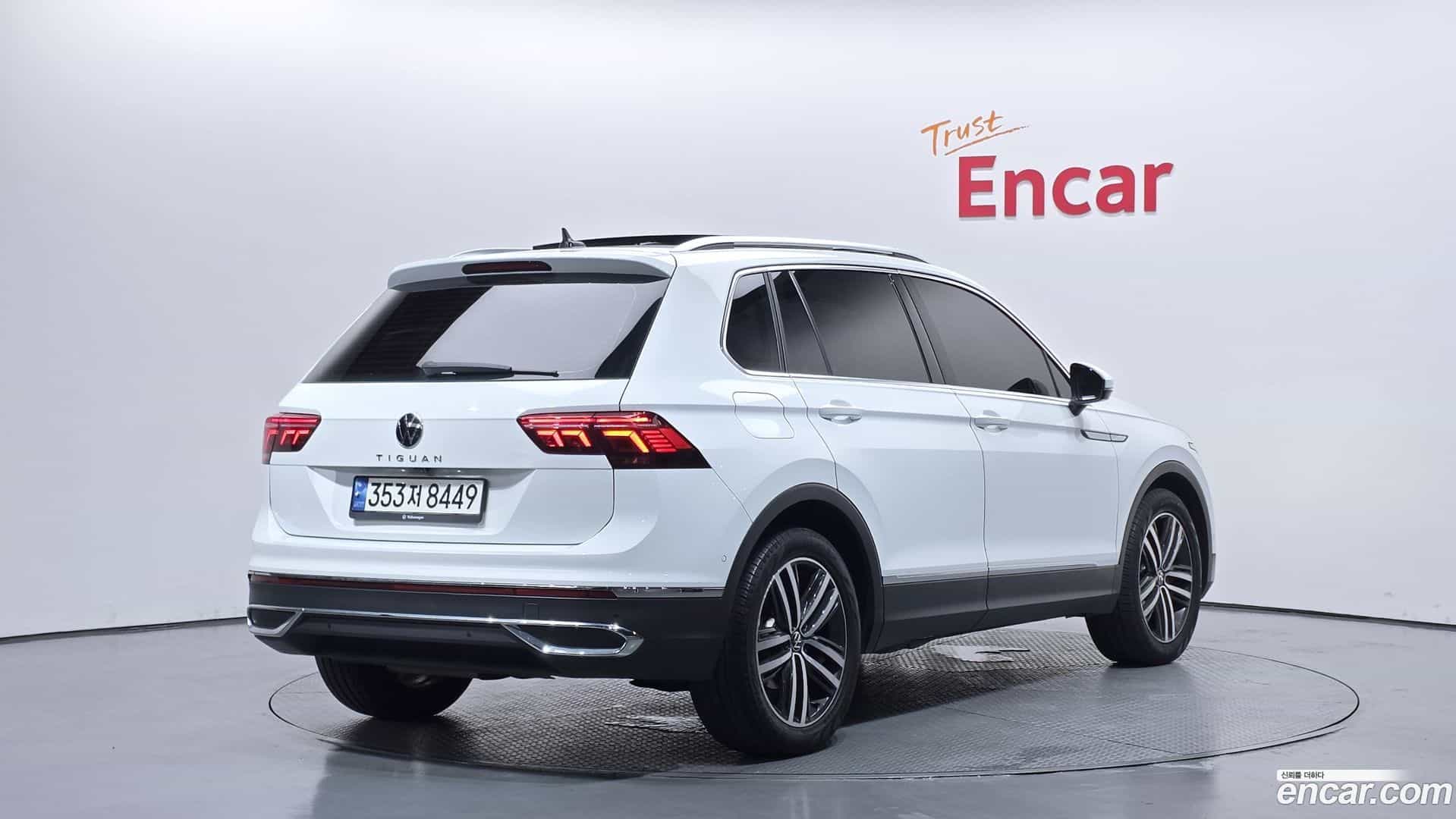 Tiguan Volkswagen 2021.7-OUTER-002