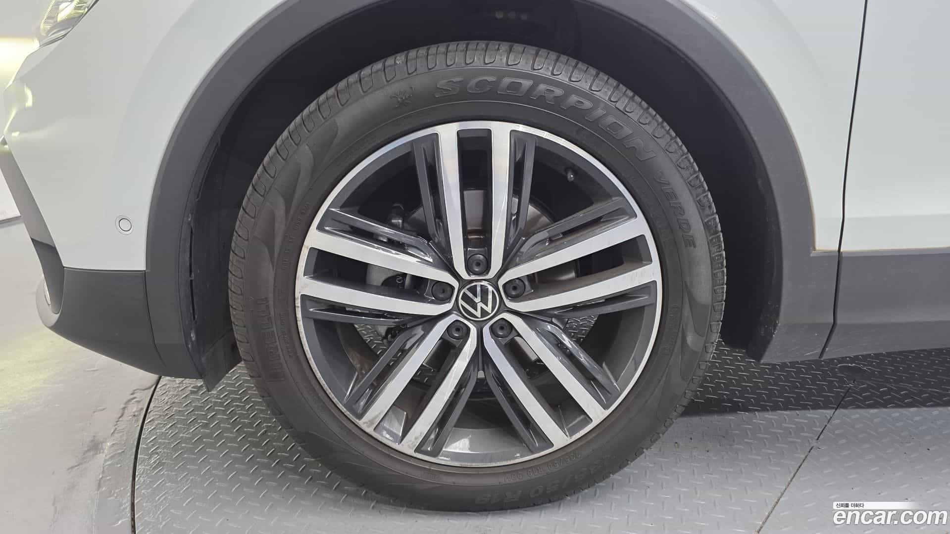 Tiguan Volkswagen 2021.7-OUTER-005