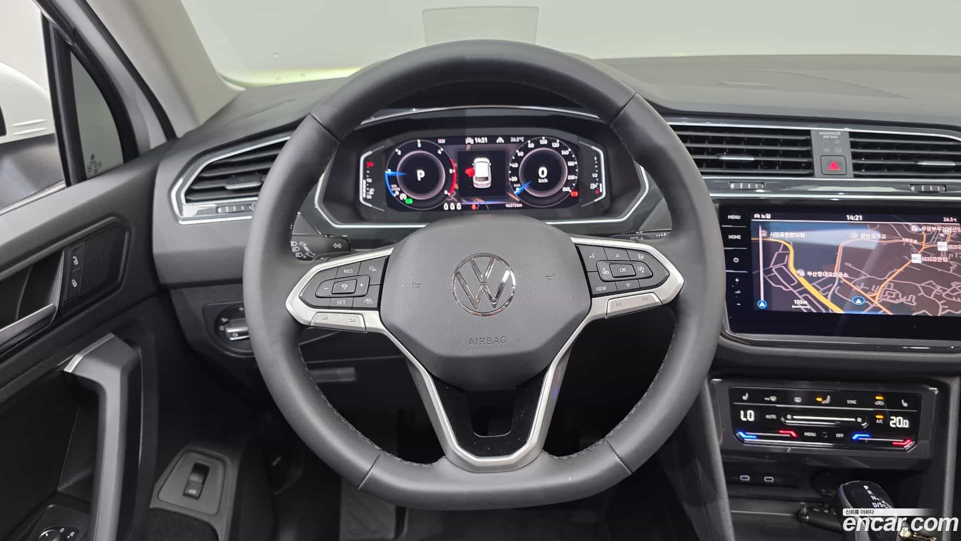 Tiguan Volkswagen 2021.7-OPTION-017