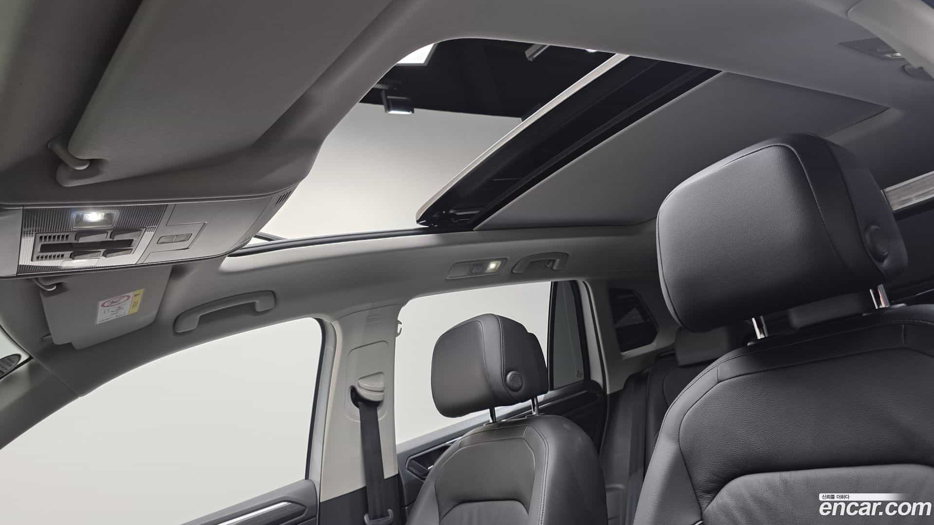 Tiguan Volkswagen 2021.7-OPTION-023