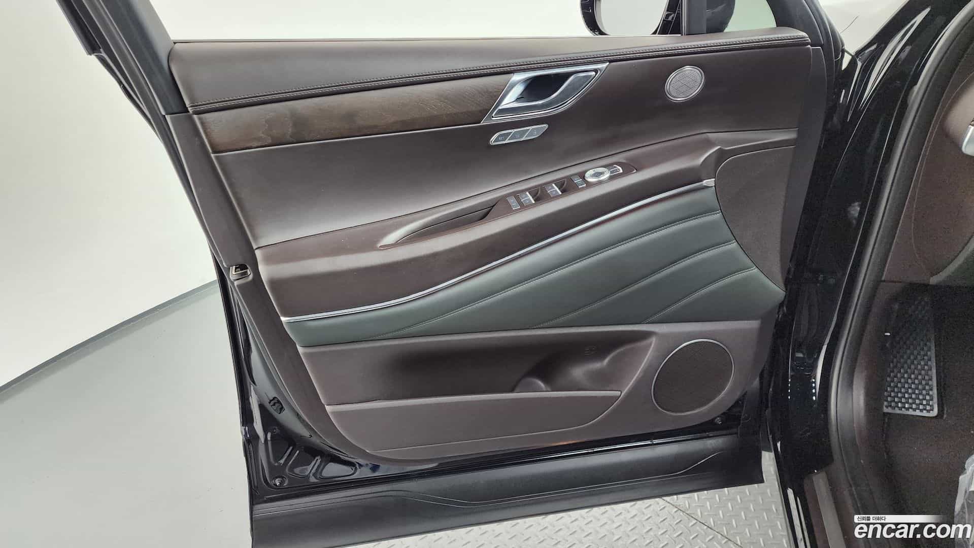 GV80 Genesis 2021.2-INNER-034