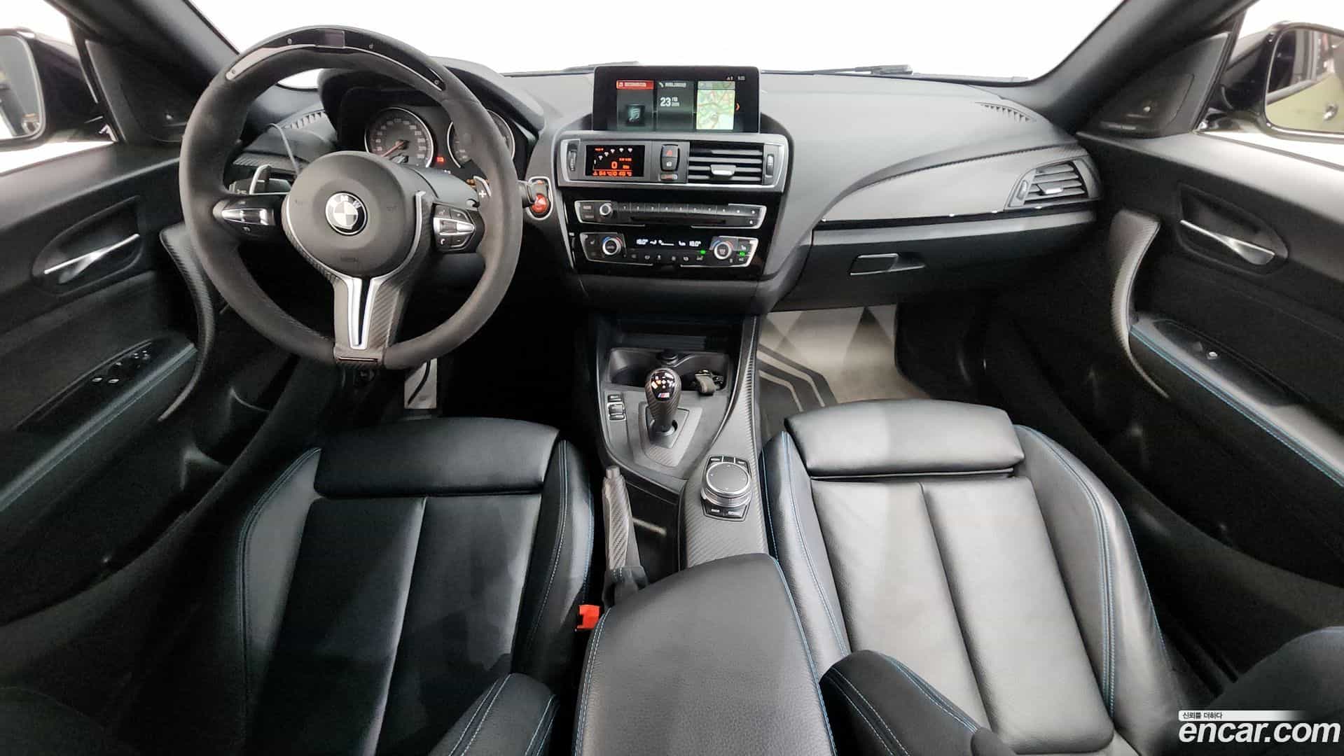 M2 BMW 2017.11-INNER-007