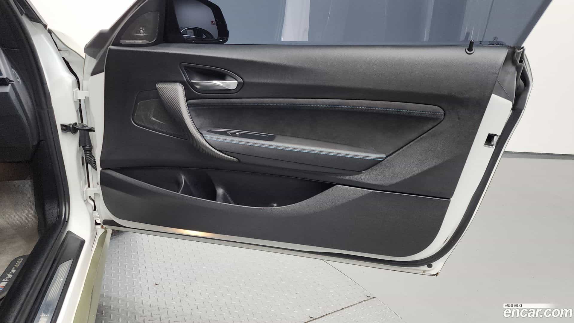 M2 BMW 2017.11-INNER-034