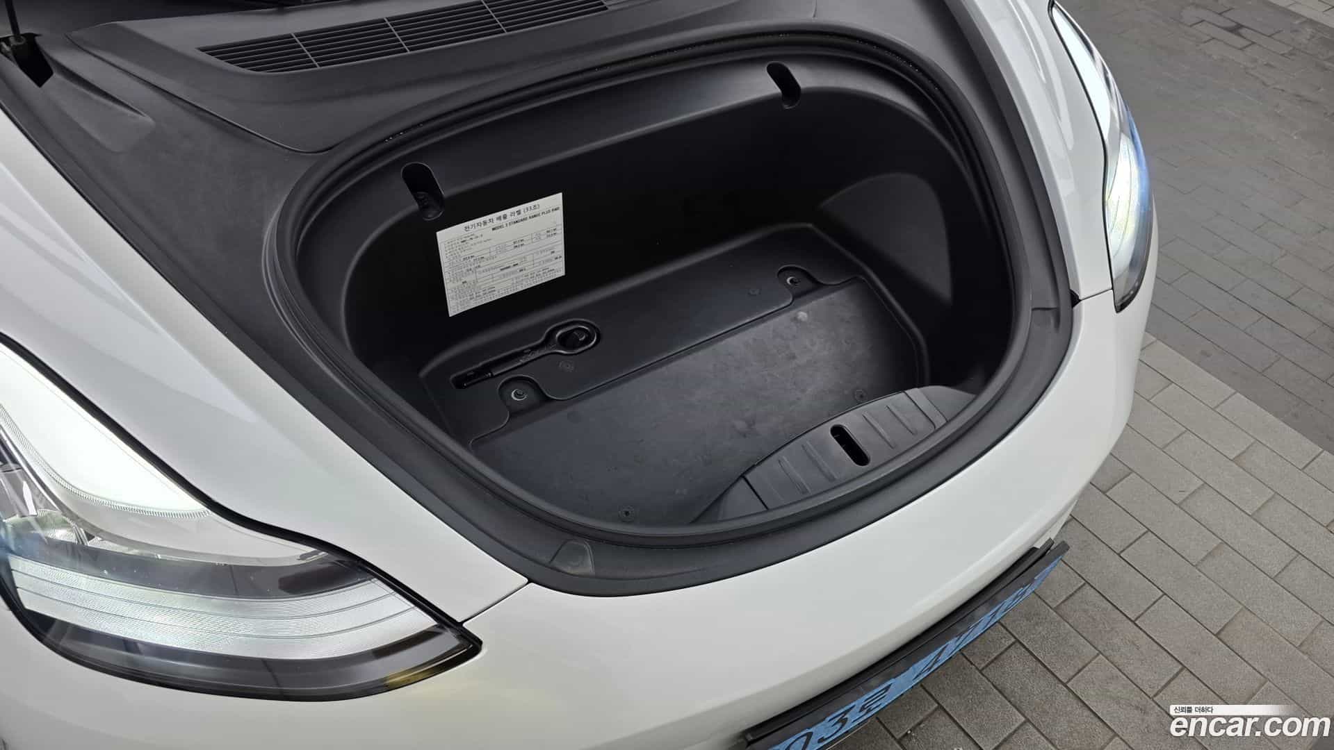 Model 3 Tesla 2020.7-OUTER-006