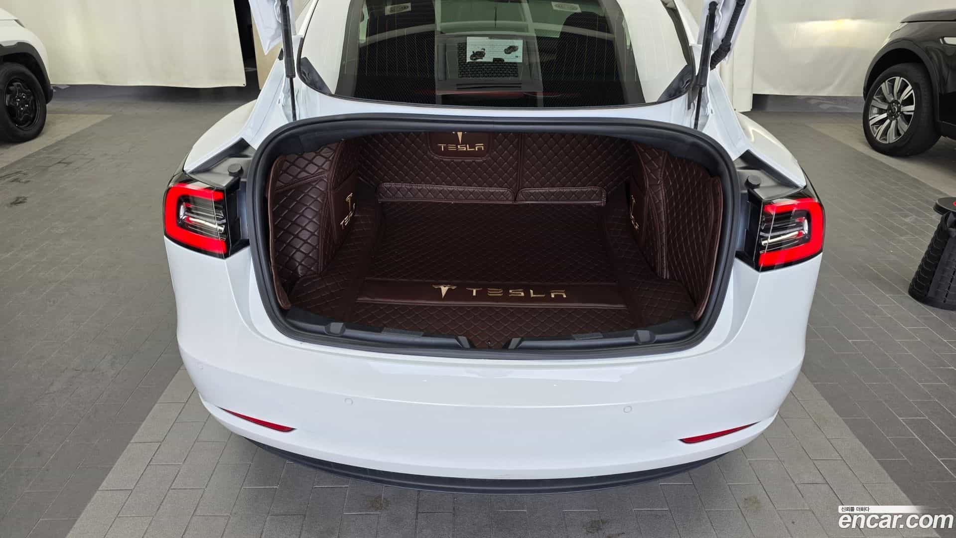 Model 3 Tesla 2020.7-OPTION-024