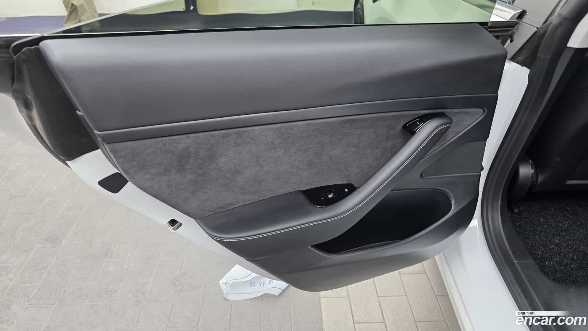 Model 3 Tesla 2020.7-INNER-035