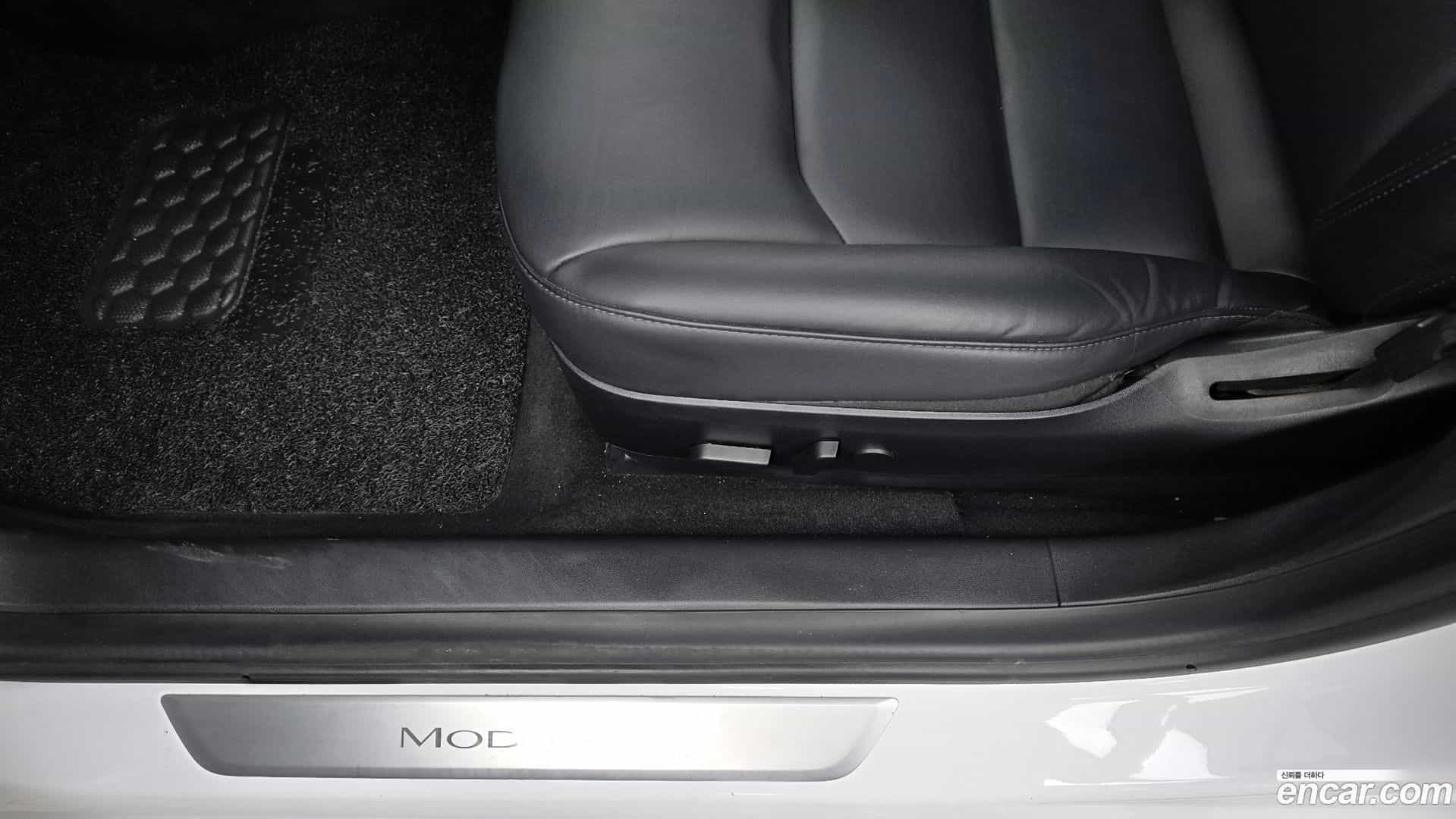 Model 3 Tesla 2020.7-OPTION-044