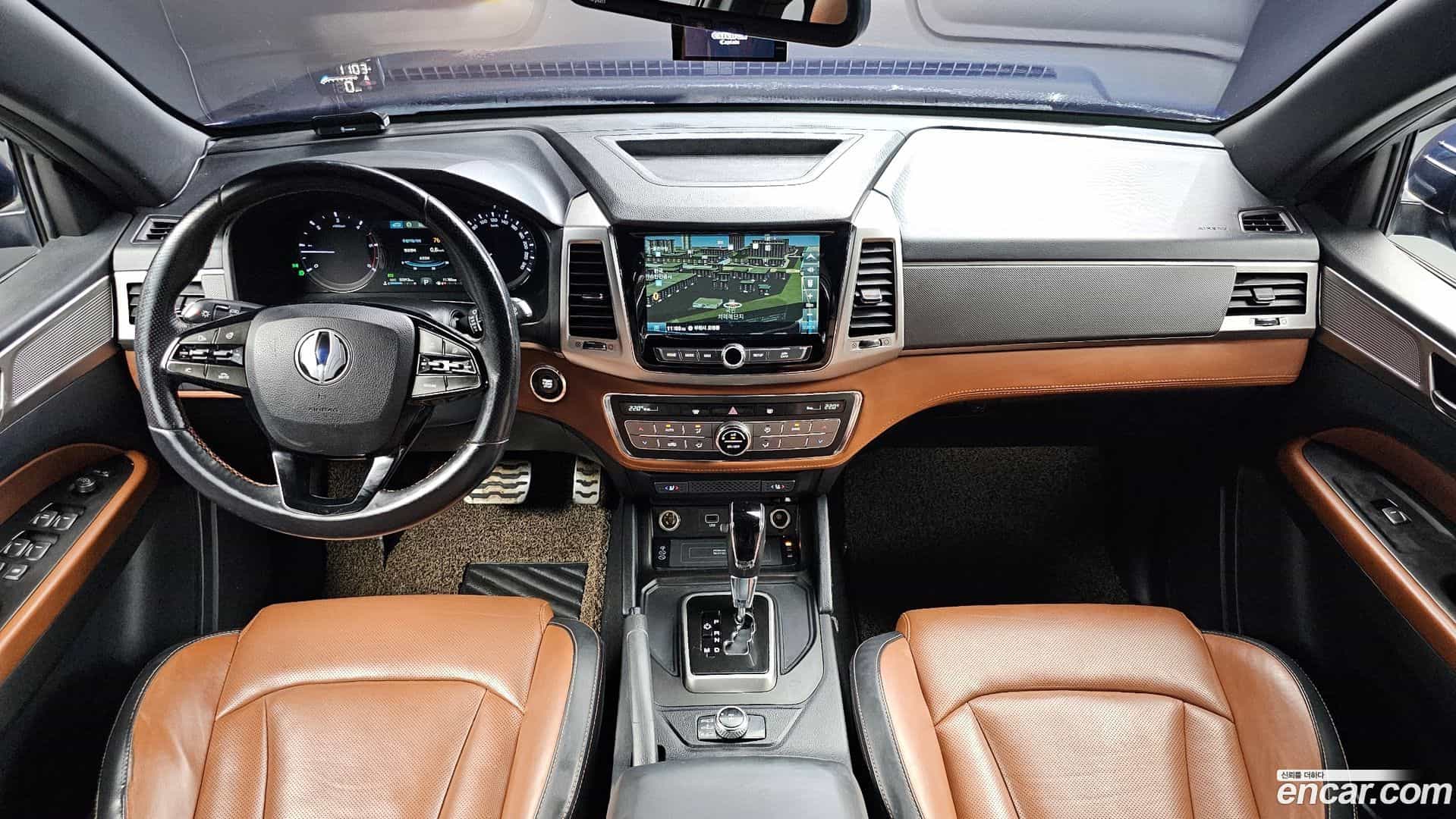 Rexton KG Mobility 2019.0-INNER-007