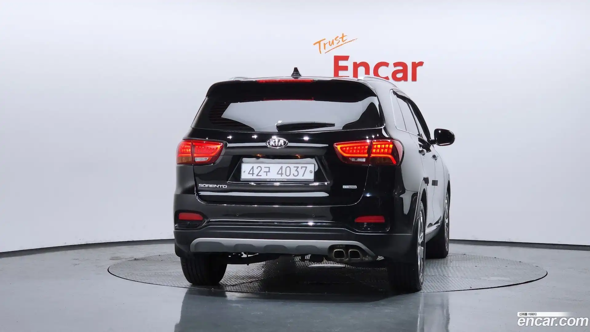 Sorento Kia 2018.2-OUTER-004
