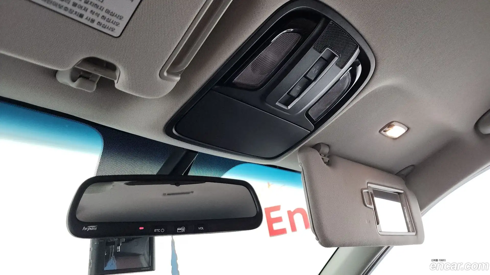 Sorento Kia 2018.2-OPTION-040