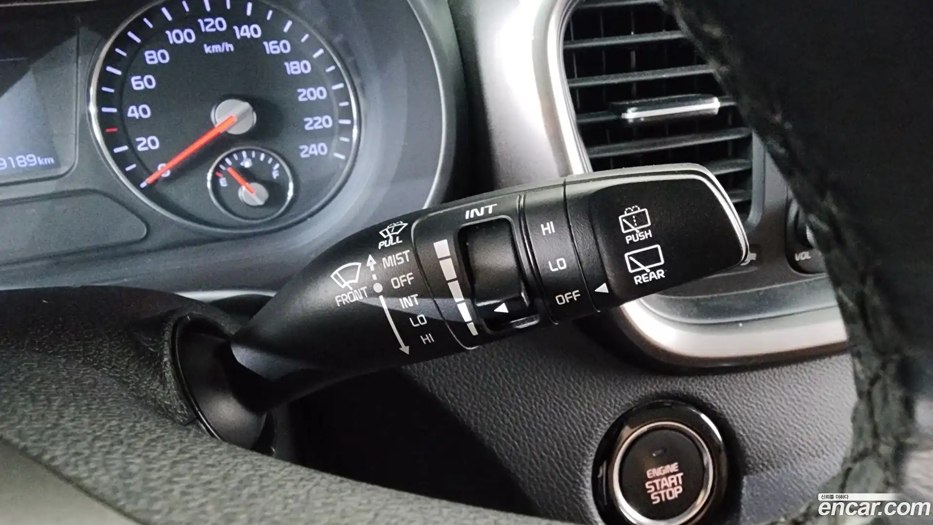 Sorento Kia 2018.2-OPTION-043