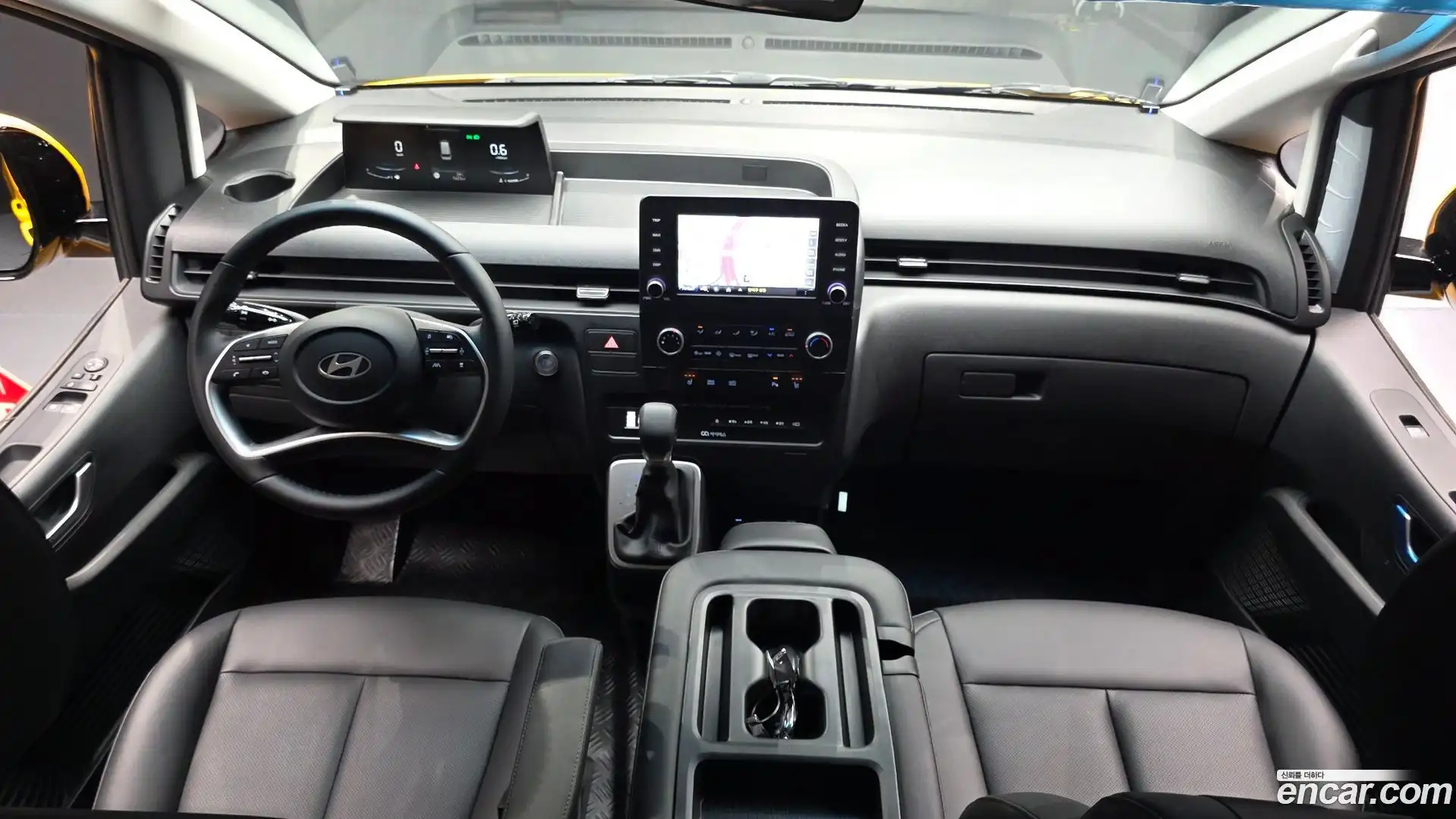 Staria Hyundai 2025.1-INNER-007
