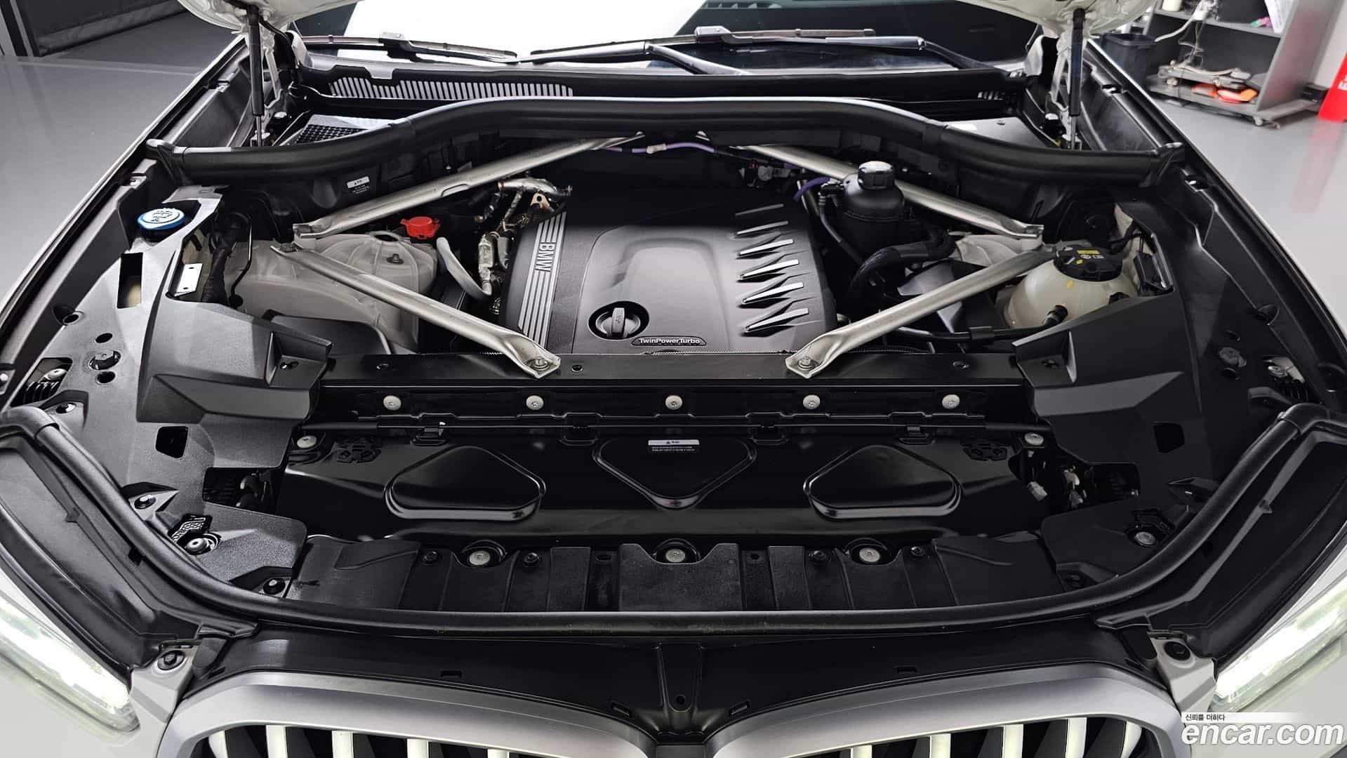 X6 BMW 2022.3-OUTER-006