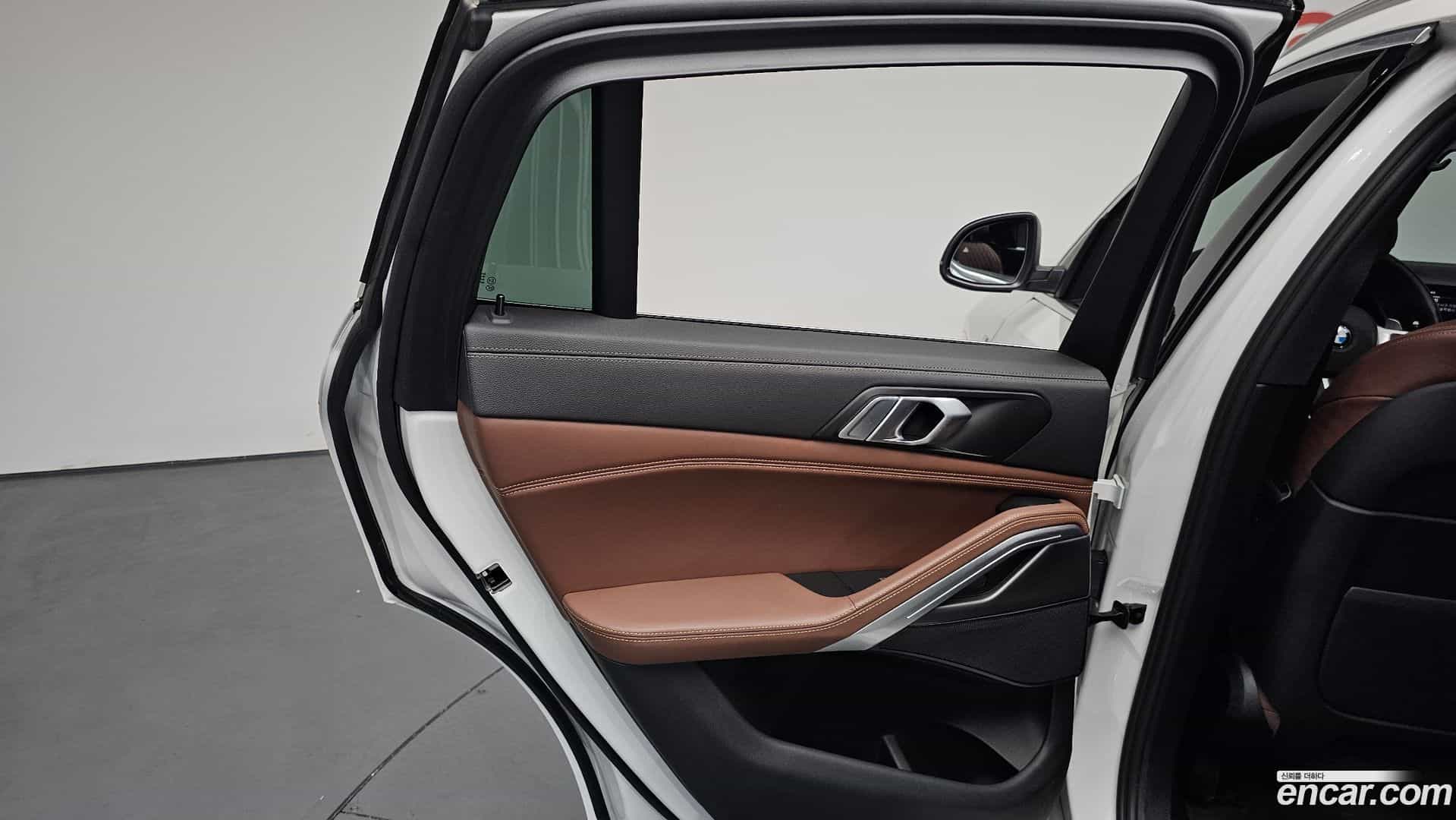 X6 BMW 2022.3-INNER-035