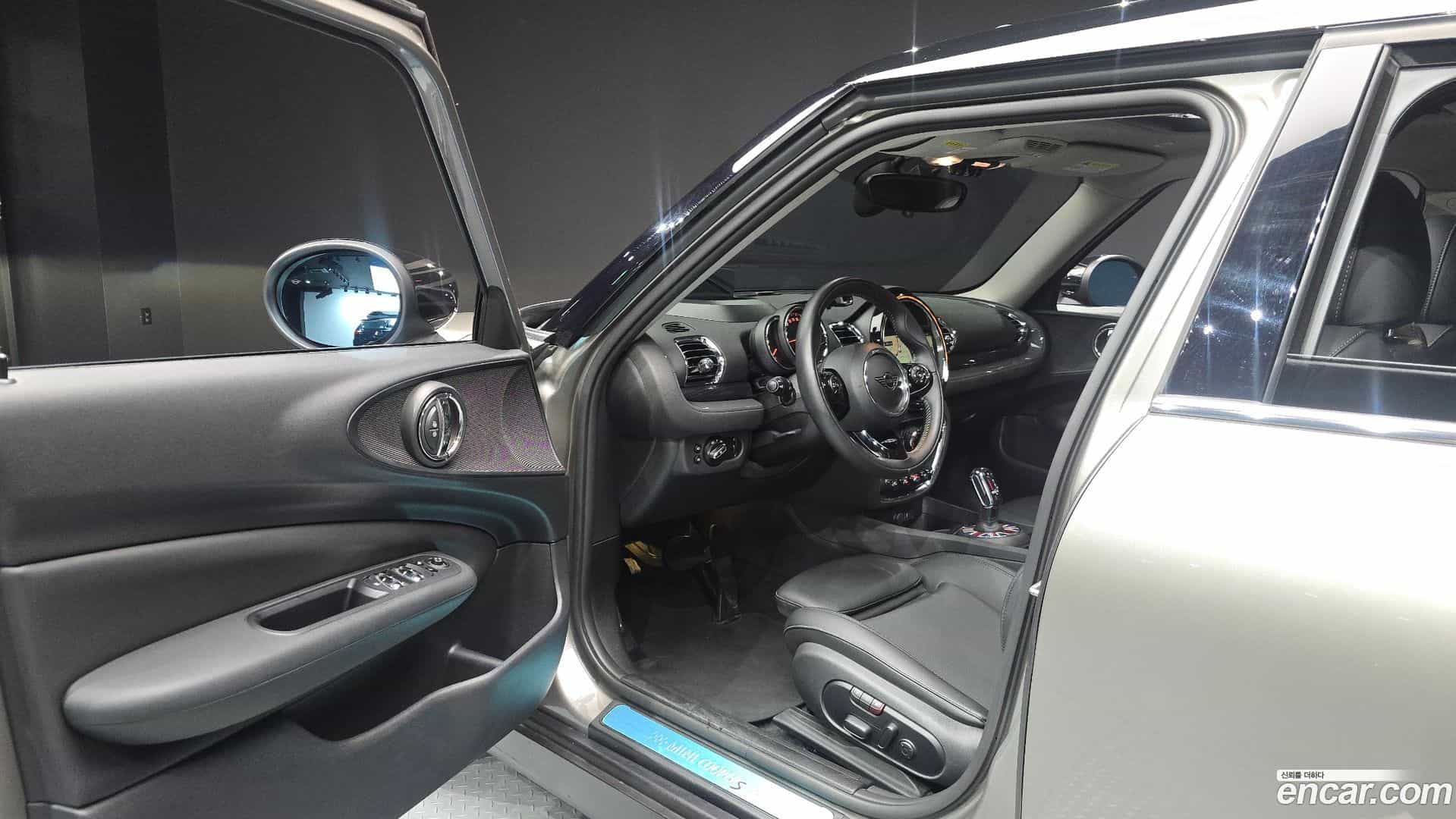 Clubman Mini 2020.7-INNER-010