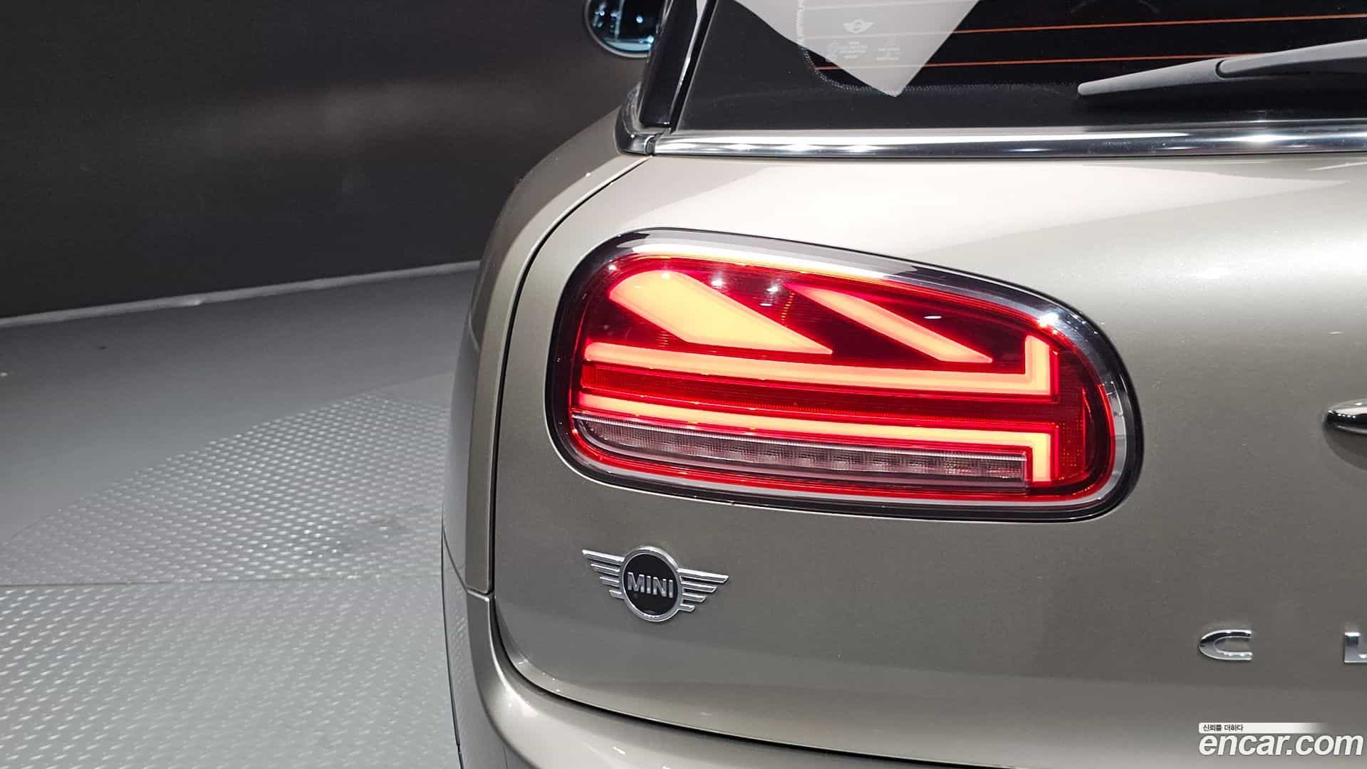 Clubman Mini 2020.7-OUTER-033