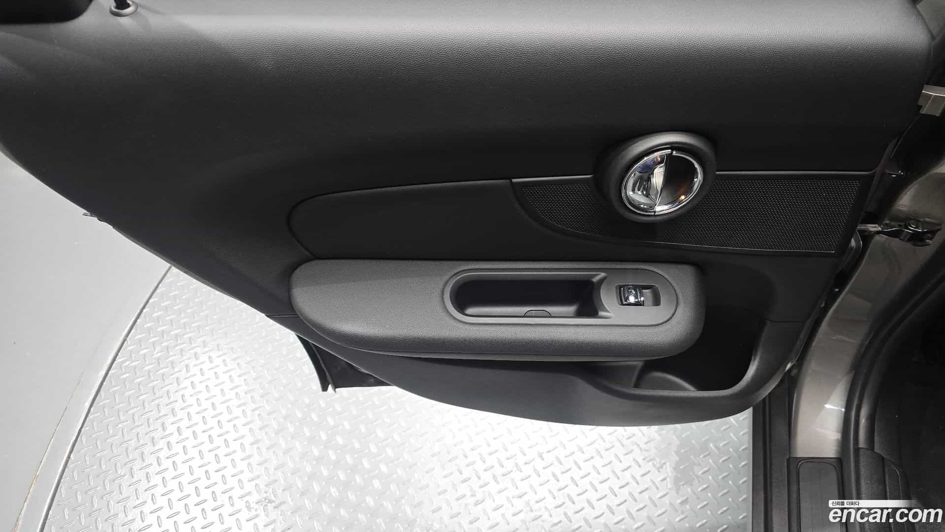 Clubman Mini 2020.7-INNER-034