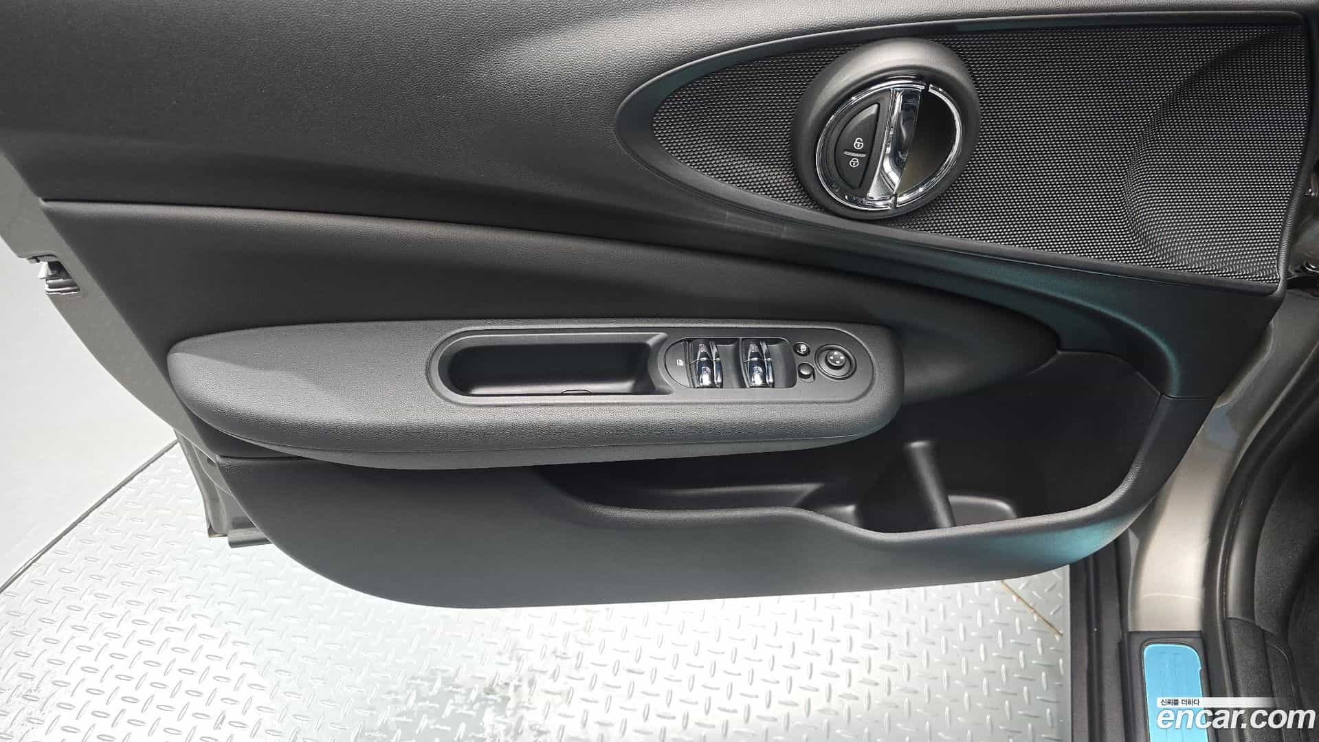 Clubman Mini 2020.7-INNER-035